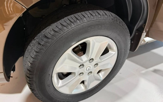 imagem-https://www.socarrao.com.br/sc-vehicle-images-prod/3708874/1788877435530-vehicle_image_1788877422_4dcca19e7c720f7a3f01825c1593fe9b.jpeg