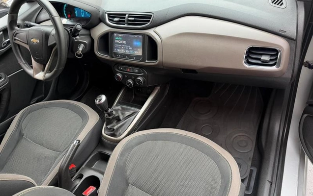 imagem-https://www.socarrao.com.br/sc-vehicle-images-prod/3709052/1790094842948-8425616_15_B_d88710e591.jpeg