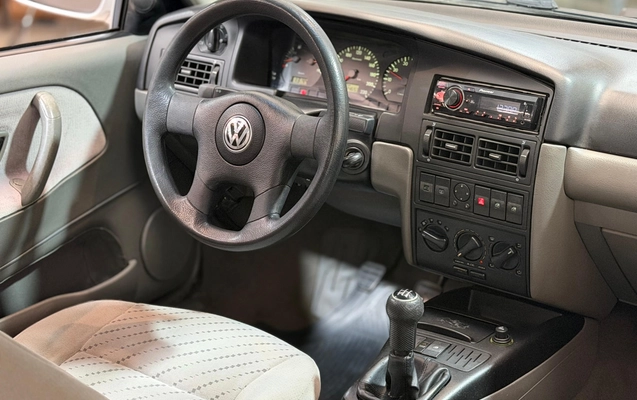 imagem-https://www.socarrao.com.br/sc-vehicle-images-prod/3709094/1788877969646-GJpCt7XuhRdDedmNJtxL1xwfuZiidajy.jpg