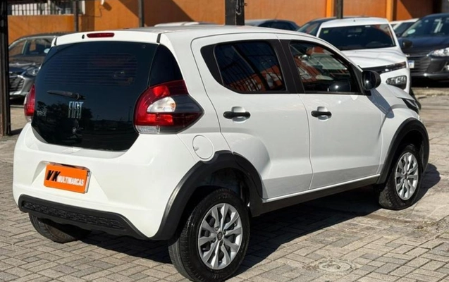 imagem-https://www.socarrao.com.br/sc-vehicle-images-prod/3709229/1788878578372-ODA1MzgxN18xX0JfY2I1ZGNkMDVmOC5qcGVn.jpeg