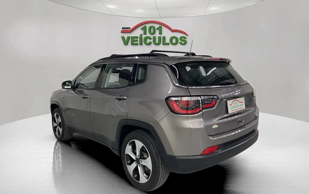 imagem-https://www.socarrao.com.br/sc-vehicle-images-prod/3709250/1788878627361-003_da70135e2d6f8d721fd27186ebba39d1.jpg