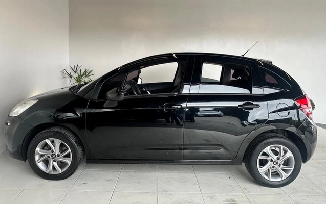 imagem-https://www.socarrao.com.br/sc-vehicle-images-prod/3709263/1788879072944-8416801_7_B_a2246f9a7f.jpeg
