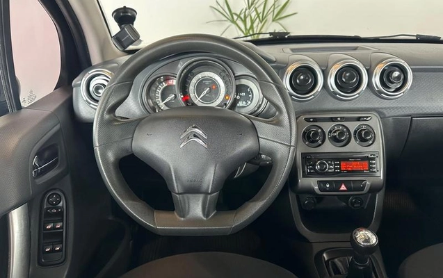 imagem-https://www.socarrao.com.br/sc-vehicle-images-prod/3709263/1788879072952-8416801_12_B_aa4e088f4c.jpeg