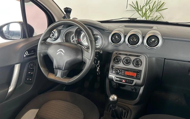 imagem-https://www.socarrao.com.br/sc-vehicle-images-prod/3709263/1788879072954-8416801_13_B_87164c019e.jpeg