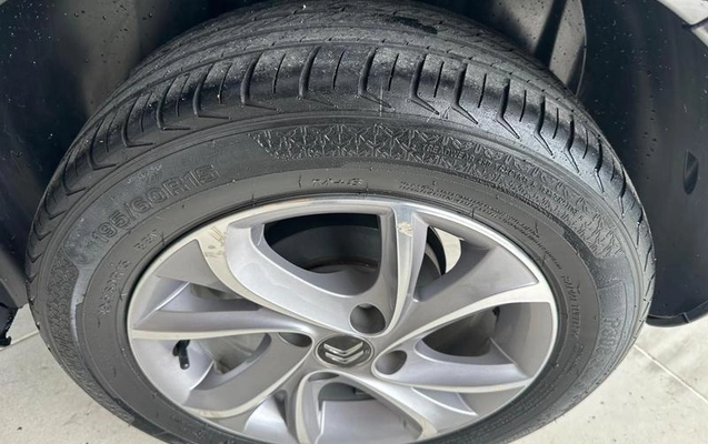 imagem-https://www.socarrao.com.br/sc-vehicle-images-prod/3709263/1788879072961-8416801_18_B_1b84cf371c.jpeg