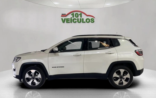 imagem-https://www.socarrao.com.br/sc-vehicle-images-prod/3709272/1788879024934-003_cb92d3e21adf8cee2615d980b2765c49.jpg