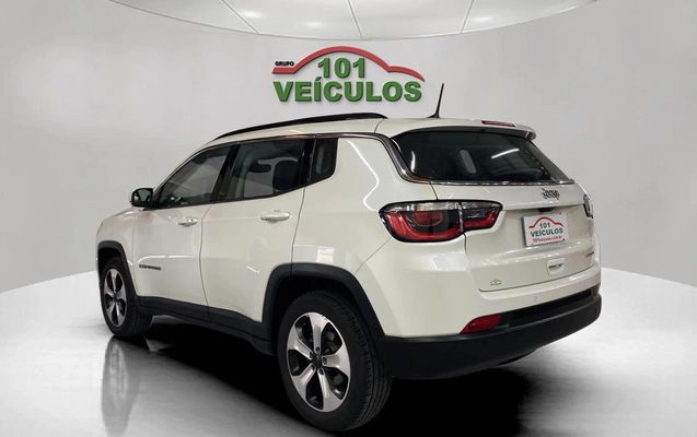 imagem-https://www.socarrao.com.br/sc-vehicle-images-prod/3709272/1788879024936-003_9893464418d38b2b244affa83a21de3a.jpg