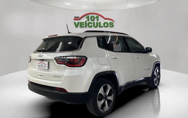 imagem-https://www.socarrao.com.br/sc-vehicle-images-prod/3709272/1788879024941-003_0b4a0f5db60fe8af17ba8d06adce2f0f.jpg