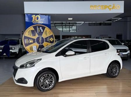 Peugeot 208 2017 Branco — foto 1 de 3