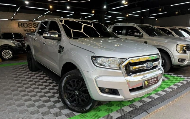 imagem-https://www.socarrao.com.br/sc-vehicle-images-prod/3709580/1788879793594-8456215_0_B_69f20058bb.jpeg