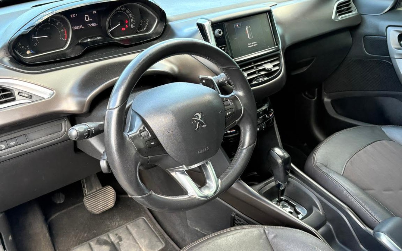 imagem-https://www.socarrao.com.br/sc-vehicle-images-prod/3709591/1788879943714-V2hhdHNBcHAgSW1hZ2UgMjAyNi0wOS0wOCBhdCAxMS40Ny40MiAoNCkuanBlZw.jpeg