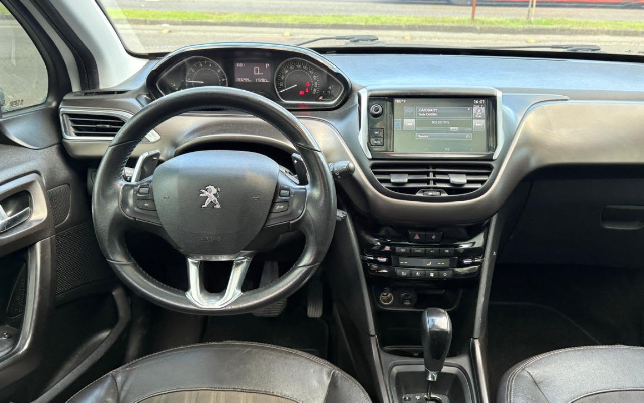 imagem-https://www.socarrao.com.br/sc-vehicle-images-prod/3709591/1788879943824-V2hhdHNBcHAgSW1hZ2UgMjAyNi0wOS0wOCBhdCAxMS40Ny40MiAoMykuanBlZw.jpeg