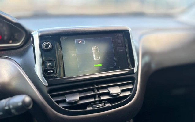 imagem-https://www.socarrao.com.br/sc-vehicle-images-prod/3709591/1788879944075-V2hhdHNBcHAgSW1hZ2UgMjAyNi0wOS0wOCBhdCAxMS40Ny40MSAoNCkuanBlZw.jpeg