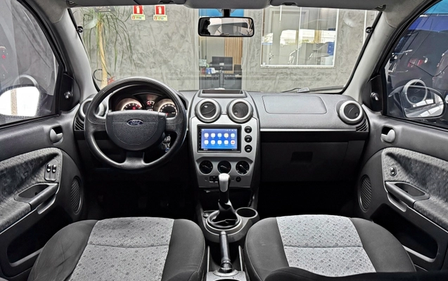 imagem-https://www.socarrao.com.br/sc-vehicle-images-prod/3709720/1789475224904-4CHIni7ep7q5LVgajneQZTjfd5zNh6KT.jpg