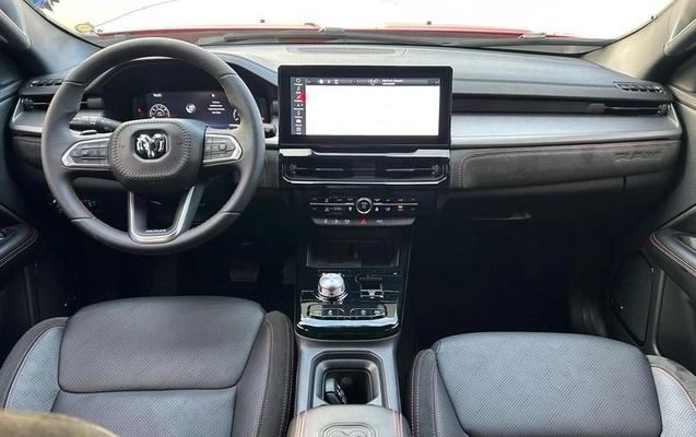 imagem-https://www.socarrao.com.br/sc-vehicle-images-prod/3709936/1788881003607-8168376_1_B_2fe452d1ae.jpeg