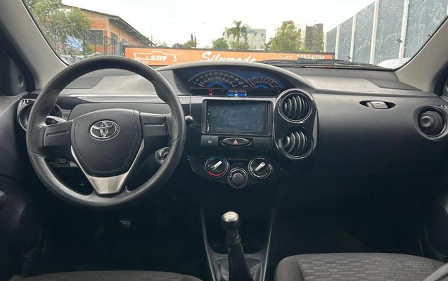 imagem-https://www.socarrao.com.br/sc-vehicle-images-prod/3709956/1788881022052-8429777_3_B_4932863cb9.jpeg