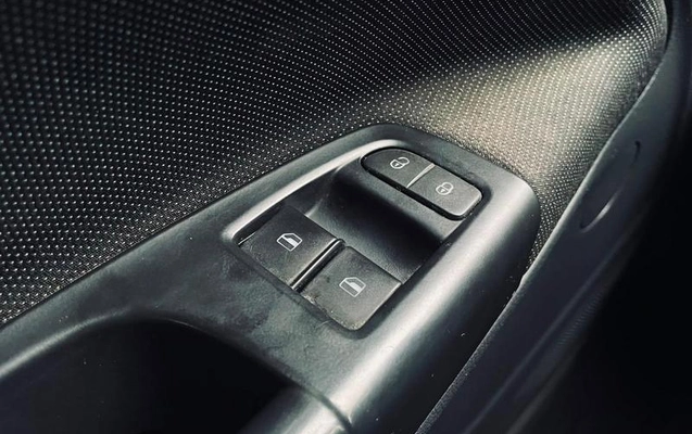 imagem-https://www.socarrao.com.br/sc-vehicle-images-prod/3709959/1788881025030-8376085_11_B_4d587c9707.jpeg
