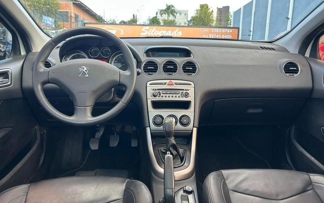 imagem-https://www.socarrao.com.br/sc-vehicle-images-prod/3709964/1788881029272-8442265_0_B_7c31c8d8a1.jpeg