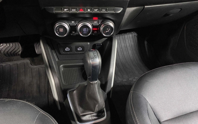 imagem-https://www.socarrao.com.br/sc-vehicle-images-prod/3710133/1788881543601-003_83cdcfad48c6aefb4c2222c6d7961505.jpg