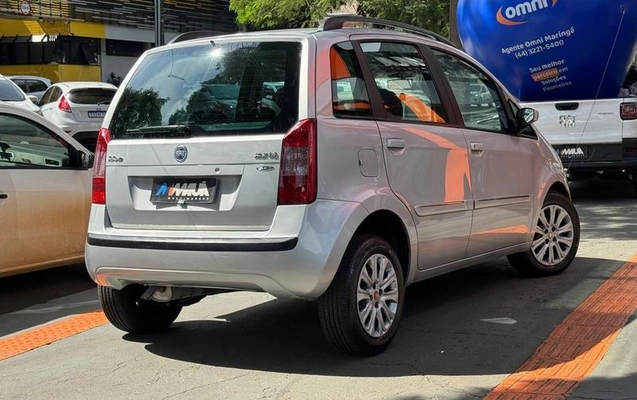 imagem-https://www.socarrao.com.br/sc-vehicle-images-prod/3710256/1788881859179-8331958_2_B_3e35272ebd.jpeg