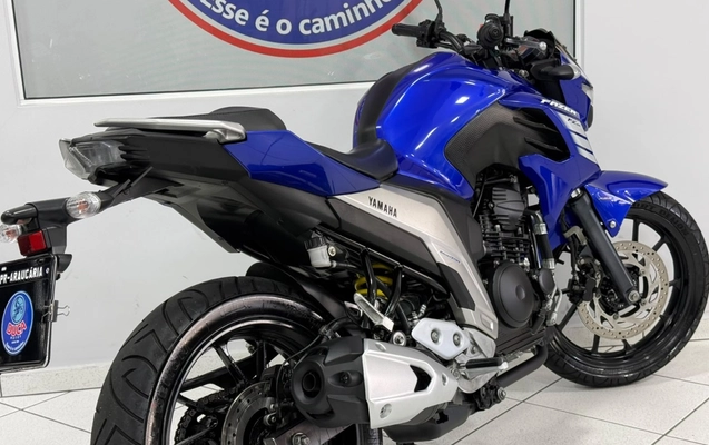imagem-https://www.socarrao.com.br/sc-vehicle-images-prod/3710723/1788883196398-V2hhdHNBcHAgSW1hZ2UgMjAyNi0wOS0wOCBhdCAxMi41My4xMyAoMykuanBlZw.jpeg