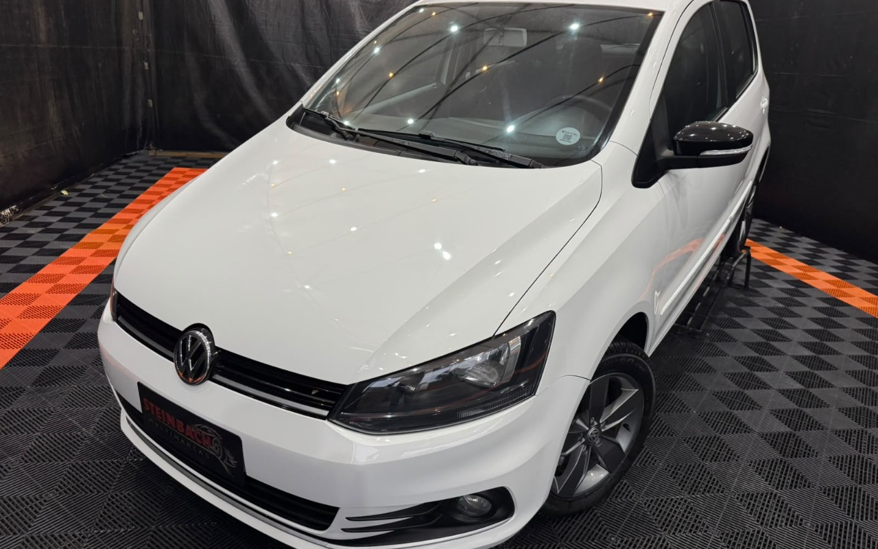 imagem-https://www.socarrao.com.br/sc-vehicle-images-prod/3710972/1788884011158-VlcgVm9sa3N3YWdlbiAgRm94IENvbm5lY3QgQ29tcGxldG8gMjAxOS0yMDIwIFN0ZWluYmFjaCBNdWx0aW1hcmNhcyBlbSBTYW50byBBbWFybyBkYSBJbXBlcmF0cml6IFNDIDIuanBlZw.jpeg