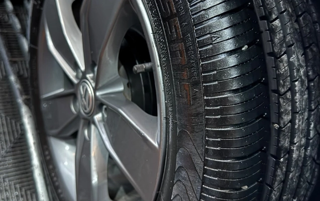 imagem-https://www.socarrao.com.br/sc-vehicle-images-prod/3710972/1788884011591-VlcgVm9sa3N3YWdlbiAgRm94IENvbm5lY3QgQ29tcGxldG8gMjAxOS0yMDIwIFN0ZWluYmFjaCBNdWx0aW1hcmNhcyBlbSBTYW50byBBbWFybyBkYSBJbXBlcmF0cml6IFNDIDguanBlZw.jpeg