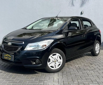 Chevrolet Onix 2015 Preto — foto 1 de 3