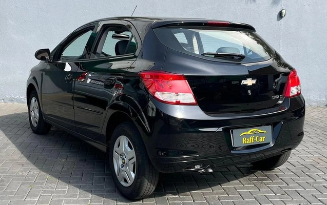 imagem-https://www.socarrao.com.br/sc-vehicle-images-prod/3710993/1789079233171-8276184_2_B_218a3c7f64.jpeg