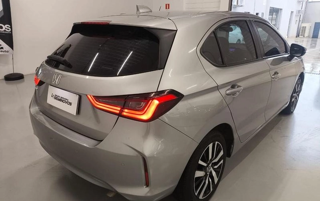 imagem-https://www.socarrao.com.br/sc-vehicle-images-prod/3711319/1789393574202-8456571_5_B_b64a48f7a5.jpeg