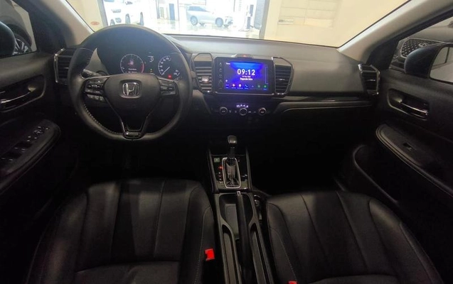imagem-https://www.socarrao.com.br/sc-vehicle-images-prod/3711319/1789393574208-8456571_9_B_0d3baf2782.jpeg