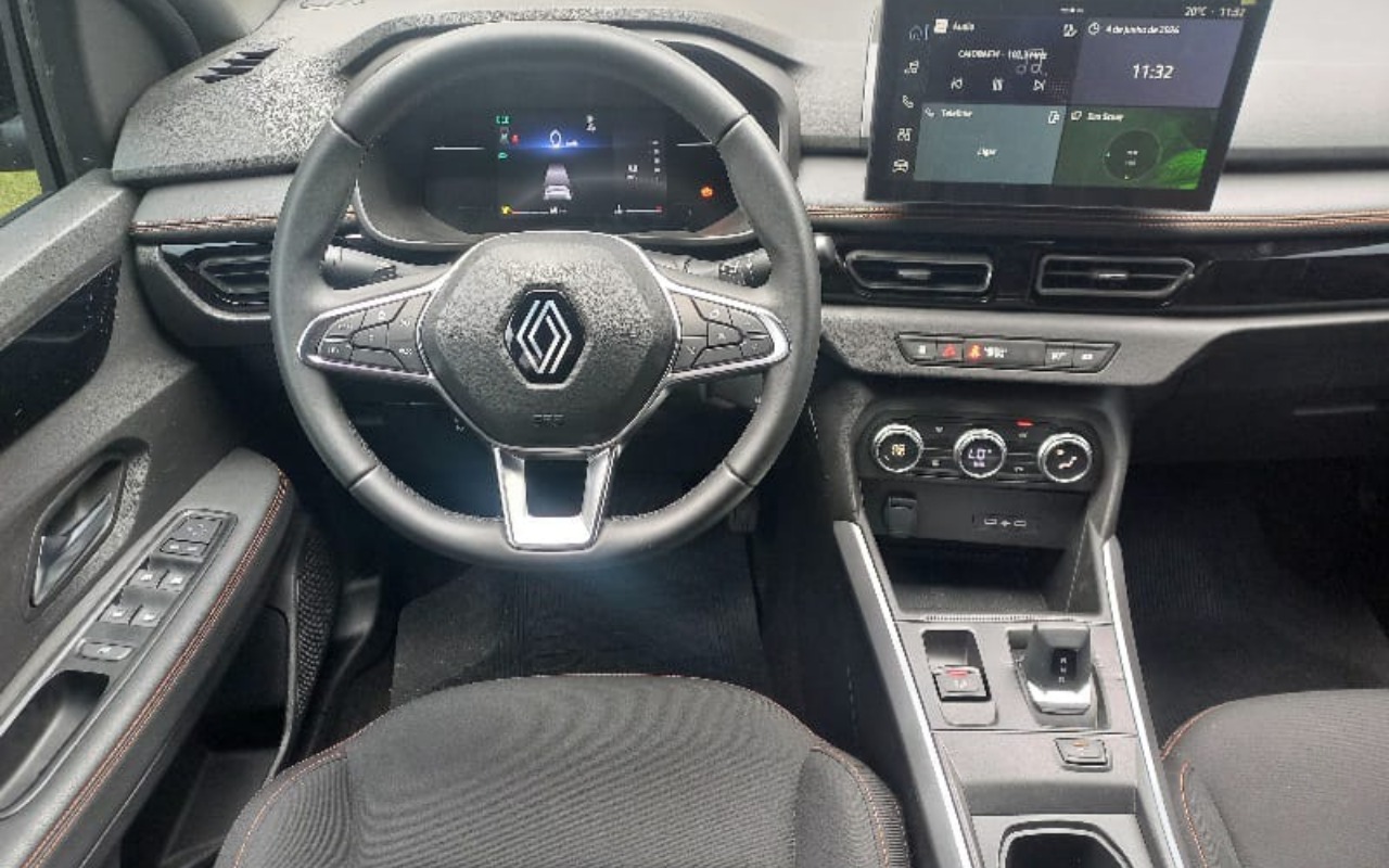imagem-https://www.socarrao.com.br/sc-vehicle-images-prod/3711437/1788885404464-V2hhdHNBcHAgSW1hZ2UgMjAyNi0wOS0wOCBhdCAxMC4zNi4wMS5qcGVn.jpeg