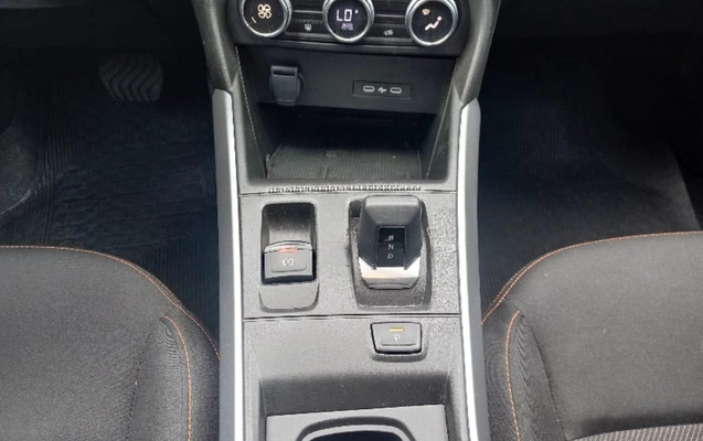 imagem-https://www.socarrao.com.br/sc-vehicle-images-prod/3711437/1788885404725-V2hhdHNBcHAgSW1hZ2UgMjAyNi0wOS0wOCBhdCAxMC4zNi4wMC5qcGVn.jpeg