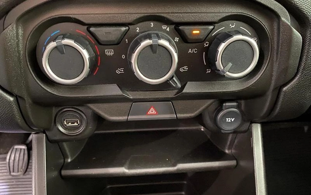 imagem-https://www.socarrao.com.br/sc-vehicle-images-prod/3711590/1789475258328-8456554_7_B_e10b1df9c7.jpeg