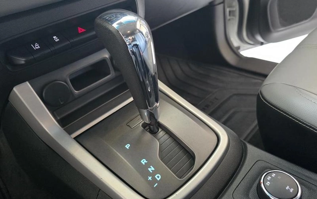 imagem-https://www.socarrao.com.br/sc-vehicle-images-prod/3712056/1789642914141-8400172_23_B_f4ac7f9834.jpeg