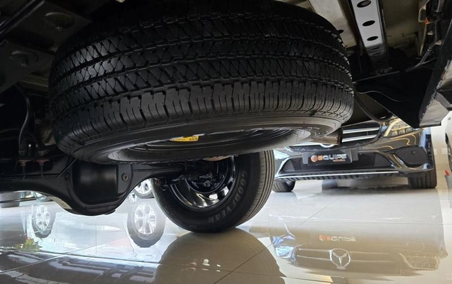 imagem-https://www.socarrao.com.br/sc-vehicle-images-prod/3712056/1789642914155-8400172_12_B_6f2c3b4383.jpeg