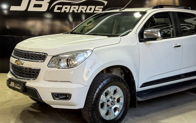imagem-https://www.socarrao.com.br/sc-vehicle-images-prod/3712251/1788887729902-d46b3ec0ec694f5ab0c59bedad93ad66_1788886830502.jpg