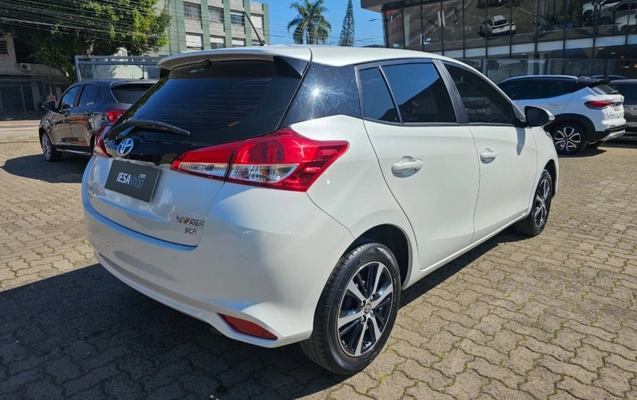 imagem-https://www.socarrao.com.br/sc-vehicle-images-prod/3712341/1788887999648-uTad3lEz6jPf7YVcU90oD6Pi3bRhHKzp.jpg