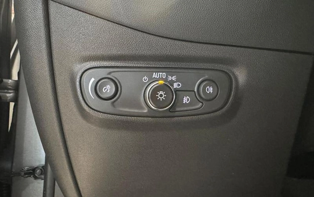 imagem-https://www.socarrao.com.br/sc-vehicle-images-prod/37126/1789070275188-7653884_18_B_4511b4c20f.jpeg