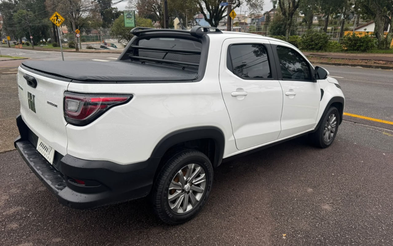 imagem-https://www.socarrao.com.br/sc-vehicle-images-prod/3712619/1788888746954-V2hhdHNBcHAgSW1hZ2UgMjAyNi0wOS0wOCBhdCAxNC4xNi4xMCAoNCkuanBlZw.jpeg
