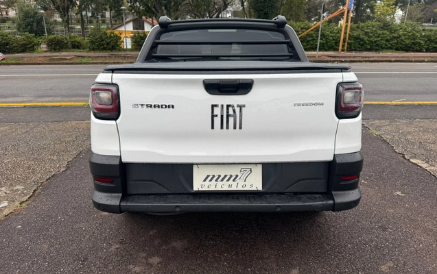 imagem-https://www.socarrao.com.br/sc-vehicle-images-prod/3712619/1788888747044-V2hhdHNBcHAgSW1hZ2UgMjAyNi0wOS0wOCBhdCAxNC4xNi4xMCAoNSkuanBlZw.jpeg