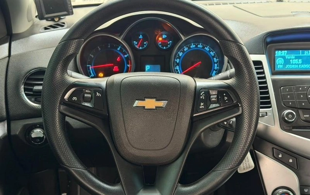 imagem-https://www.socarrao.com.br/sc-vehicle-images-prod/3712668/1788888911315-8264221_15_B_24e57600af.jpeg