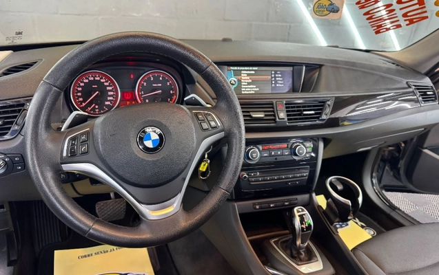imagem-https://www.socarrao.com.br/sc-vehicle-images-prod/3712966/1789584225359-gb-c82671b.jpeg
