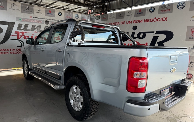 imagem-https://www.socarrao.com.br/sc-vehicle-images-prod/3712991/1788889618359-dc6e2883-baa0-4c52-99ce-c720ef0bf1e9.jpg
