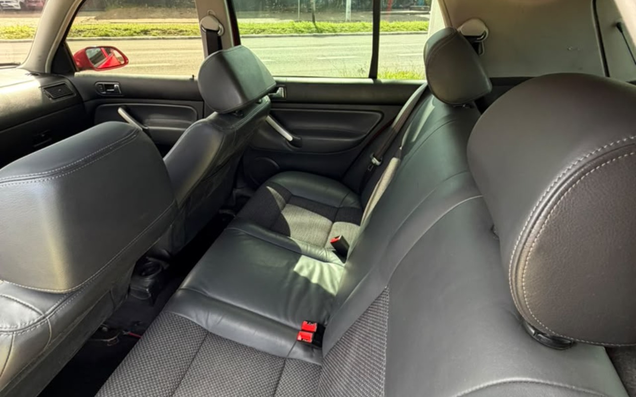 imagem-https://www.socarrao.com.br/sc-vehicle-images-prod/3713169/1788890081247-V2hhdHNBcHAgSW1hZ2UgMjAyNi0wOS0wOCBhdCAxNC40OC41NyAoMikuanBlZw.jpeg