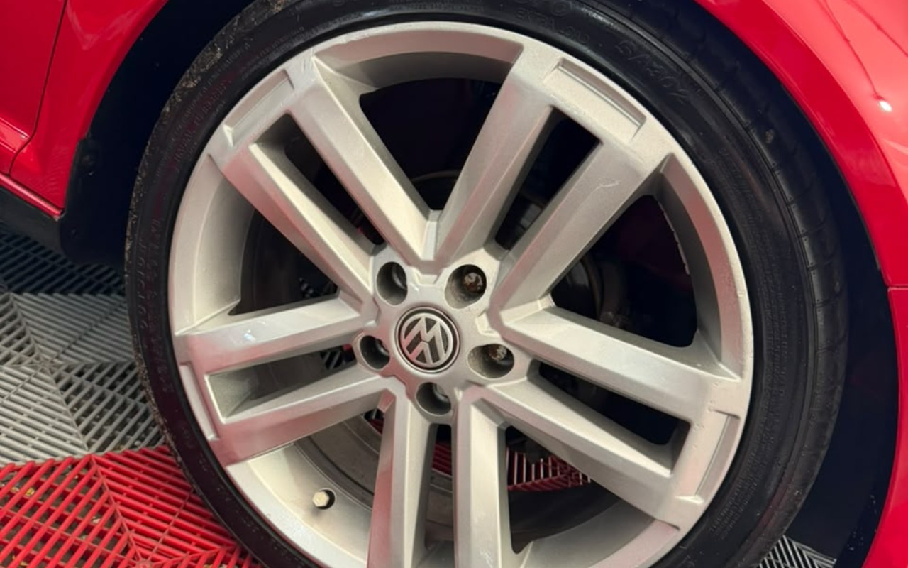 imagem-https://www.socarrao.com.br/sc-vehicle-images-prod/3713169/1788890081329-V2hhdHNBcHAgSW1hZ2UgMjAyNi0wOS0wOCBhdCAxNC40OC41NyAoMykuanBlZw.jpeg