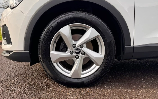 imagem-https://www.socarrao.com.br/sc-vehicle-images-prod/3713216/1788890080719-V2hhdHNBcHAgSW1hZ2UgMjAyNi0wOS0wOCBhdCAxMi4zOC4wMSAoMykuanBlZw.jpeg