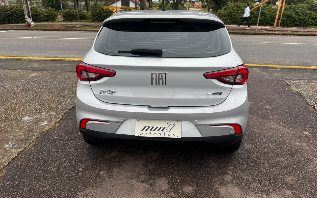 imagem-https://www.socarrao.com.br/sc-vehicle-images-prod/3713372/1788890527723-V2hhdHNBcHAgSW1hZ2UgMjAyNi0wOS0wOCBhdCAxNC4yMy40MS5qcGVn.jpeg