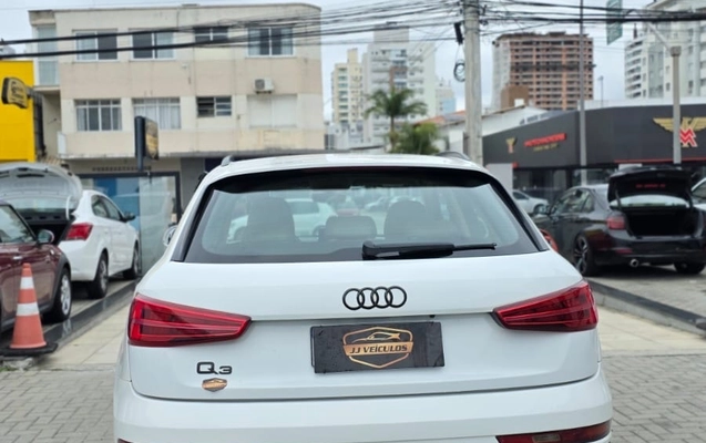 imagem-https://www.socarrao.com.br/sc-vehicle-images-prod/3713437/1790167361424-gb-6a613ef.jpeg
