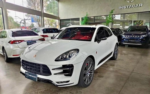 imagem-https://www.socarrao.com.br/sc-vehicle-images-prod/3713515/1790789675263-8456851_10_B_b75d0da714.jpeg